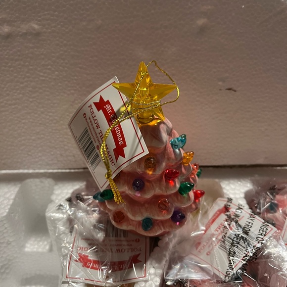 5 Festive Ceramic Christmas Tree Ornament. Qvc. Mr chtistmas - Picture 2 of 8